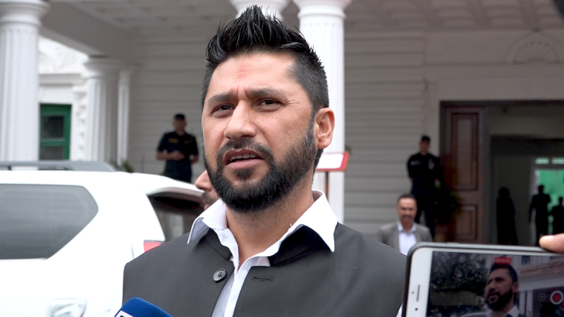 गृहमन्त्री लामिछानेविरुद्धको रिट ‘हेर्दाहेर्दै’मा 